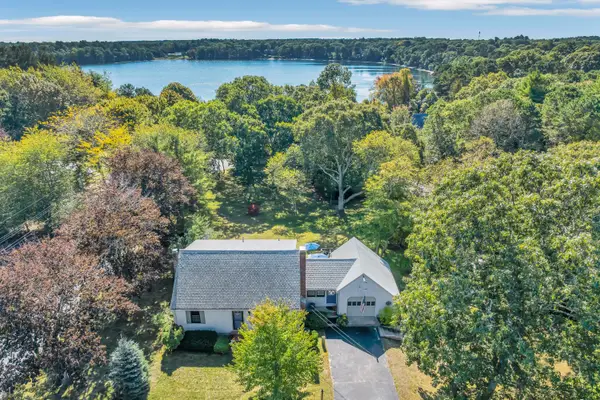 9 Mansfield Avenue, Marstons Mills, MA 02648