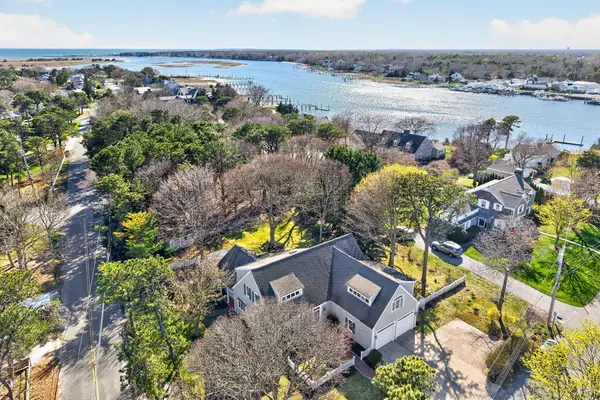 127 Uncle Barneys Road, West Dennis, MA 02670