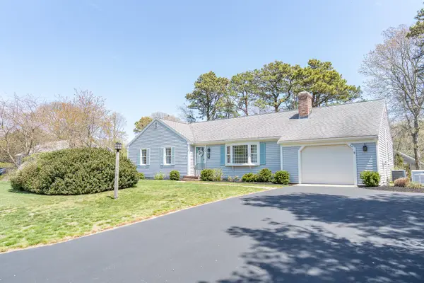 34 Clearview Drive, East Dennis, MA 02641