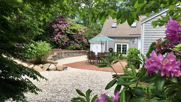 8 Wharf Avenue, Mashpee, MA 02649