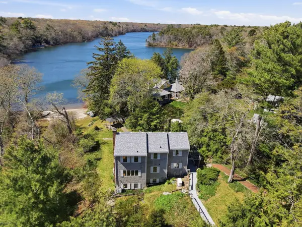 763 Santuit-newtown Road, Marstons Mills, MA 02648