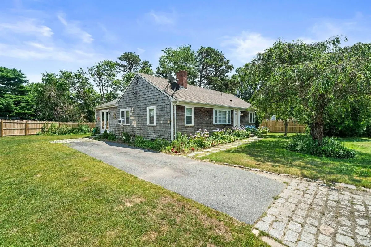 4 Thach Lane, Hyannis, MA 02601 - #1