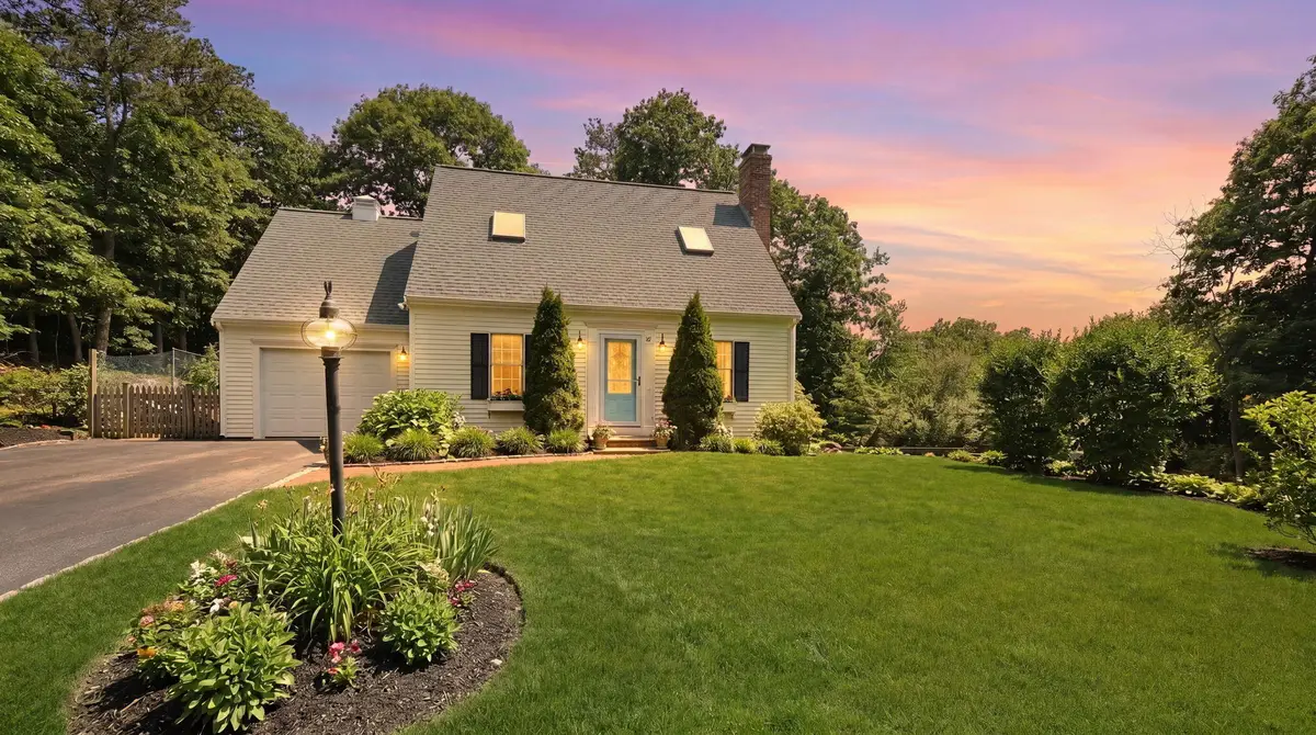 21 Many Oaks Circle, Yarmouth Port, MA 02675 - #1