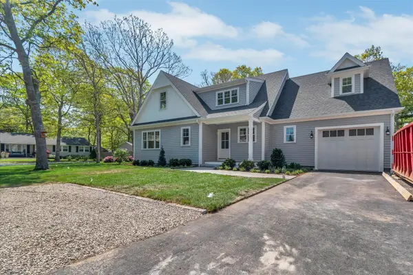 49 Striper Lane, East Falmouth, MA 02536