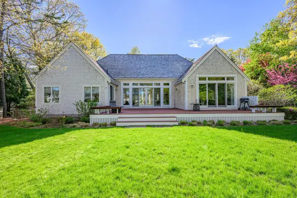 131 Dunrobin Road, Mashpee, MA 02649