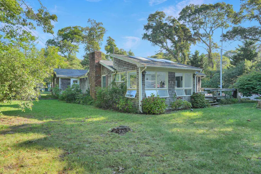 22 Oklahoma Avenue, Vineyard Haven, MA 02568 - #2
