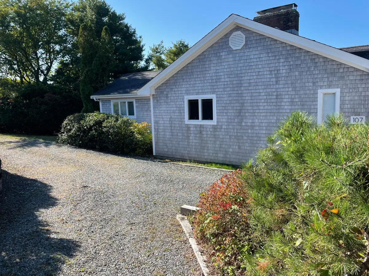 107 Abbey Gate, Cotuit, MA 02635 - #1