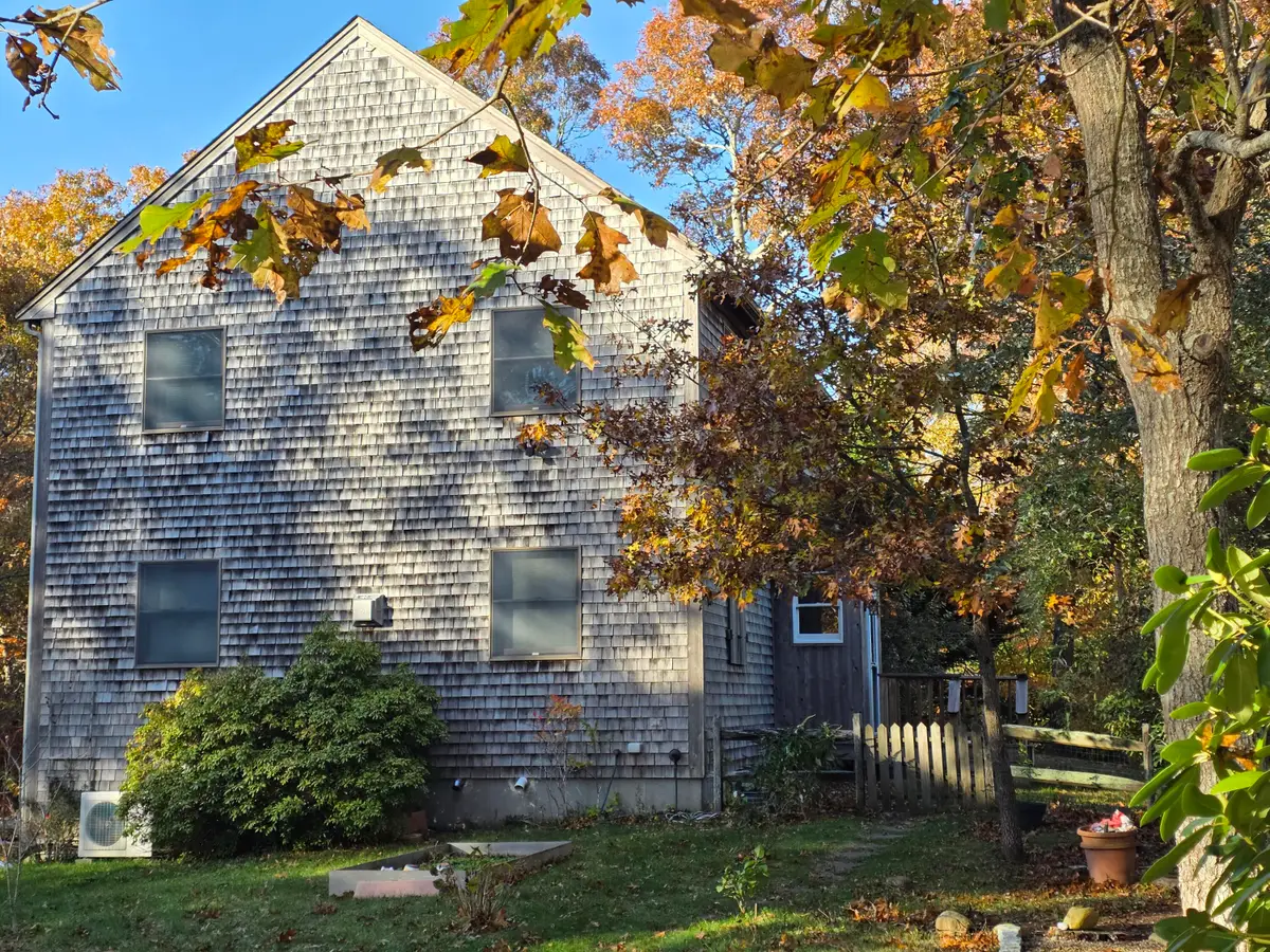 33 Alyssa Lane, Vineyard Haven, MA 02568 - #1