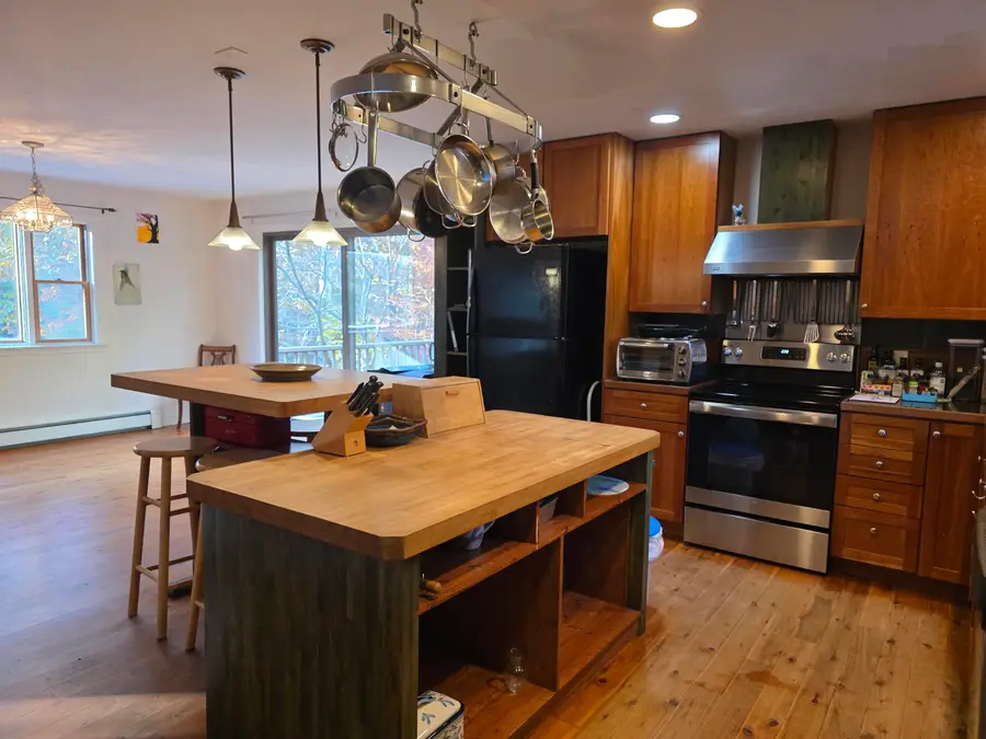 33 Alyssa Lane, Vineyard Haven, MA 02568 - #3