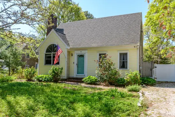 191 James Circle, Mashpee, MA 02649