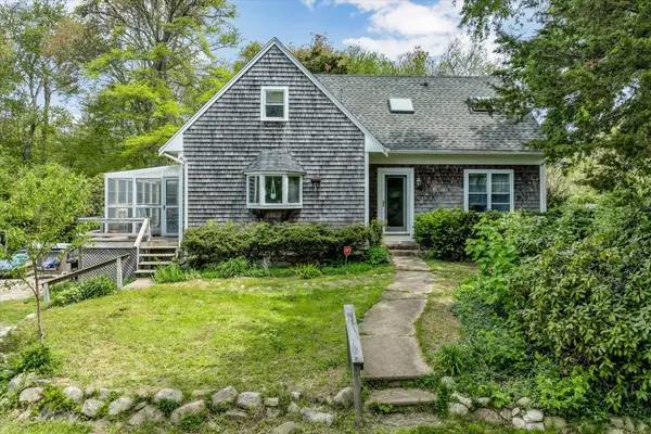2231 Meetinghouse Way, West Barnstable, MA 02668