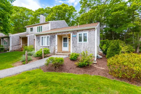 234 Seaward Bend #UNIT 234, Falmouth, MA 02540