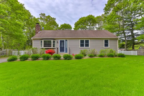 17 Outpost Lane, Centerville, MA 02632