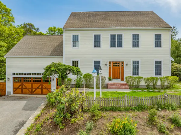 73 Westmoreland Drive, Falmouth, MA 02540