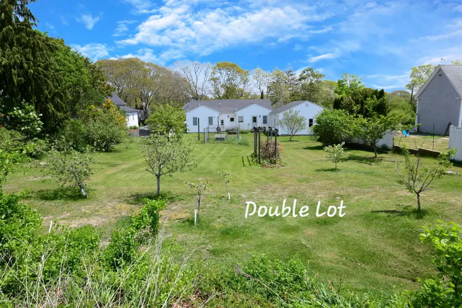 19 Lafayette Avenue, Buzzards Bay, MA 02532 - #2
