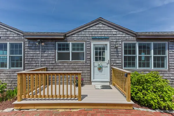 9 Windemere Road #UNIT 8, West Yarmouth, MA 02673