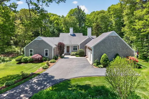 51 Doral Drive, Cummaquid, MA 02675