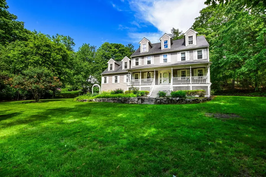 48 Mill Pond Circle, Milford, MA 01757 - #2