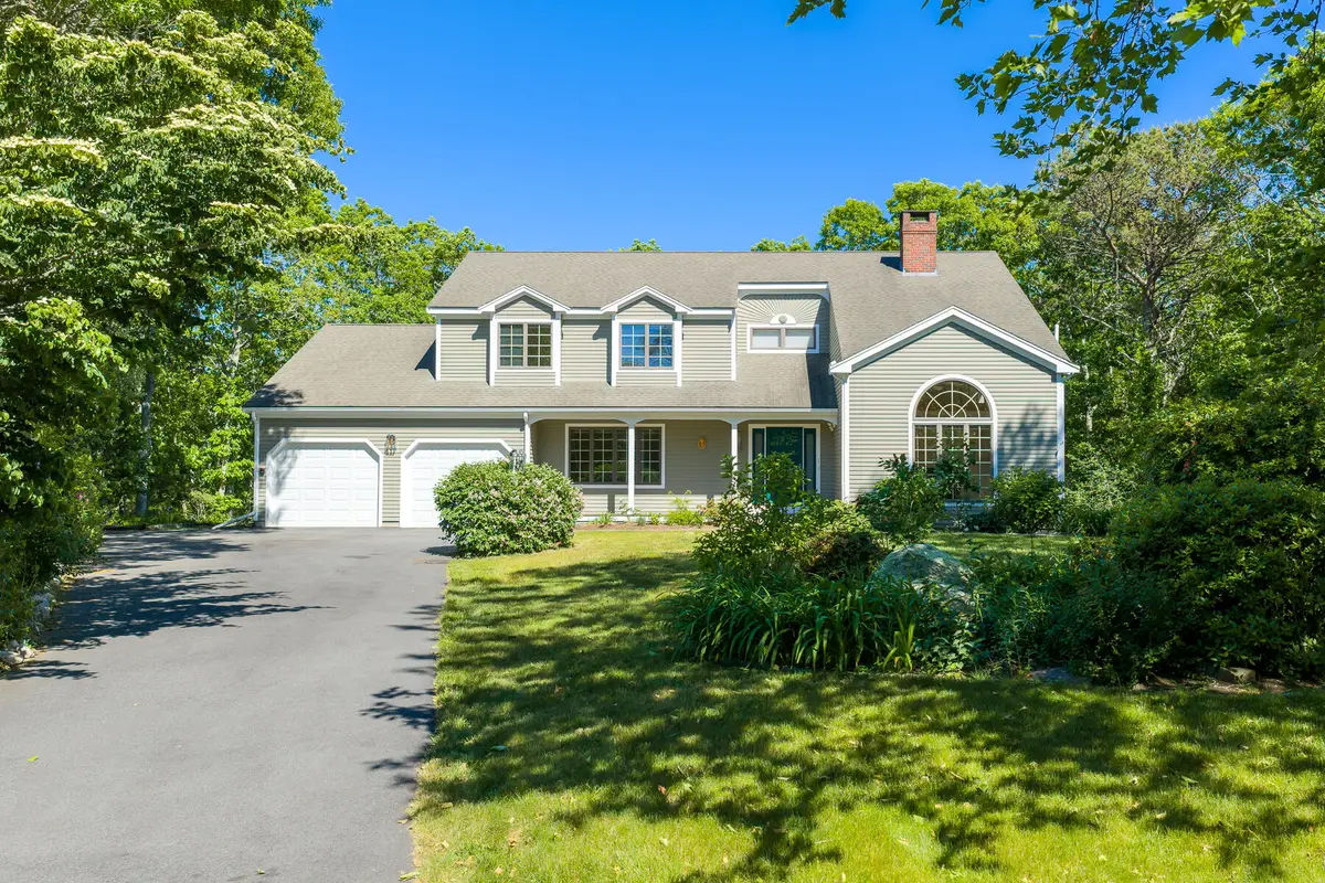 1 Punch Bowl Drive, Falmouth, MA 02540 - #1