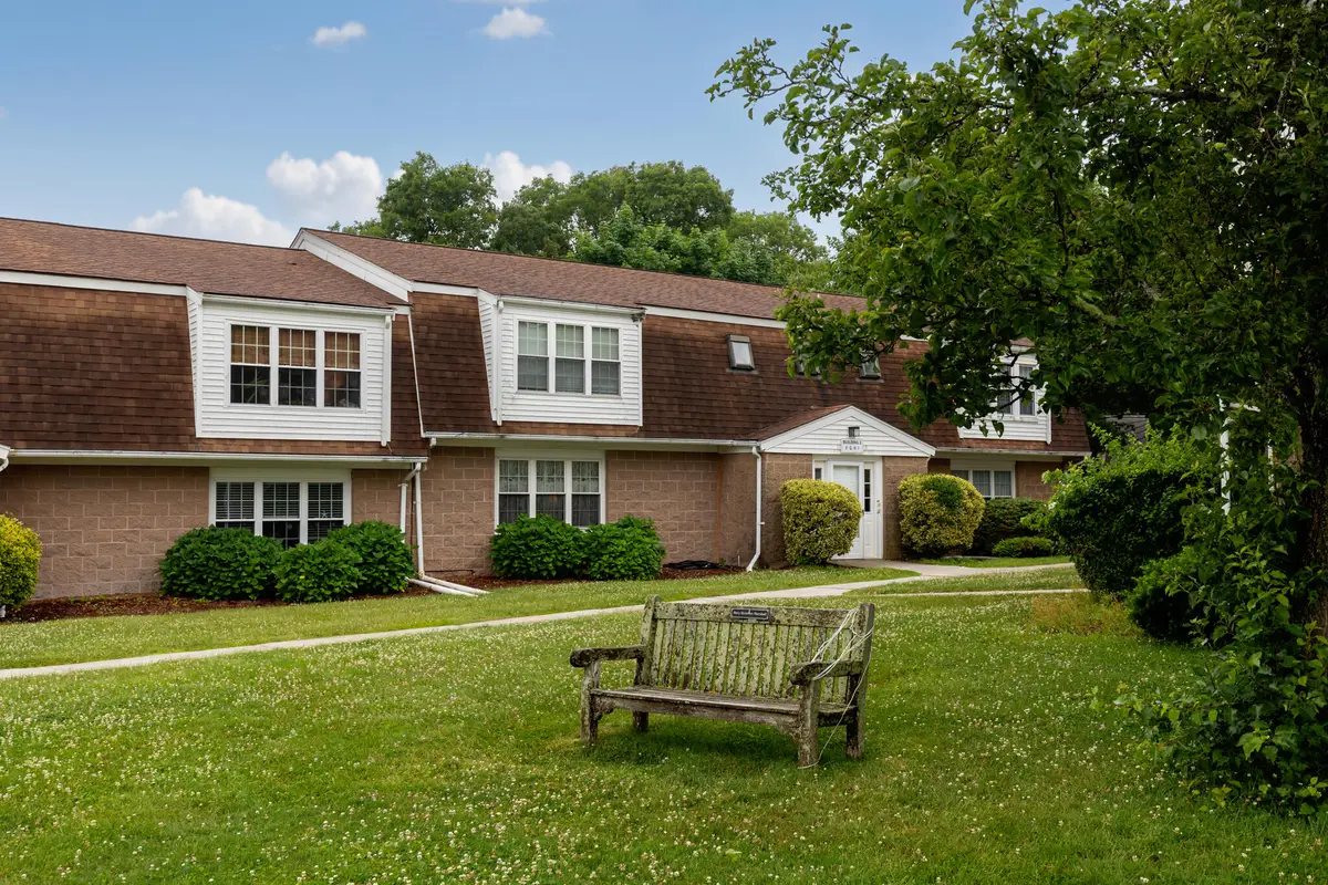 9 Pleasant Park Avenue #APT 2I, Hyannis, MA 02601 - #1