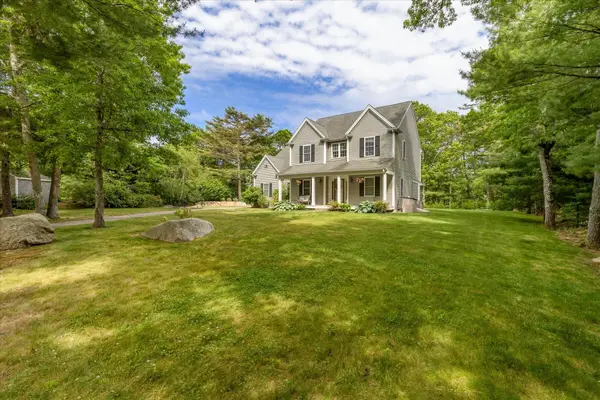 11 Dawe Lane, Buzzards Bay, MA 02532