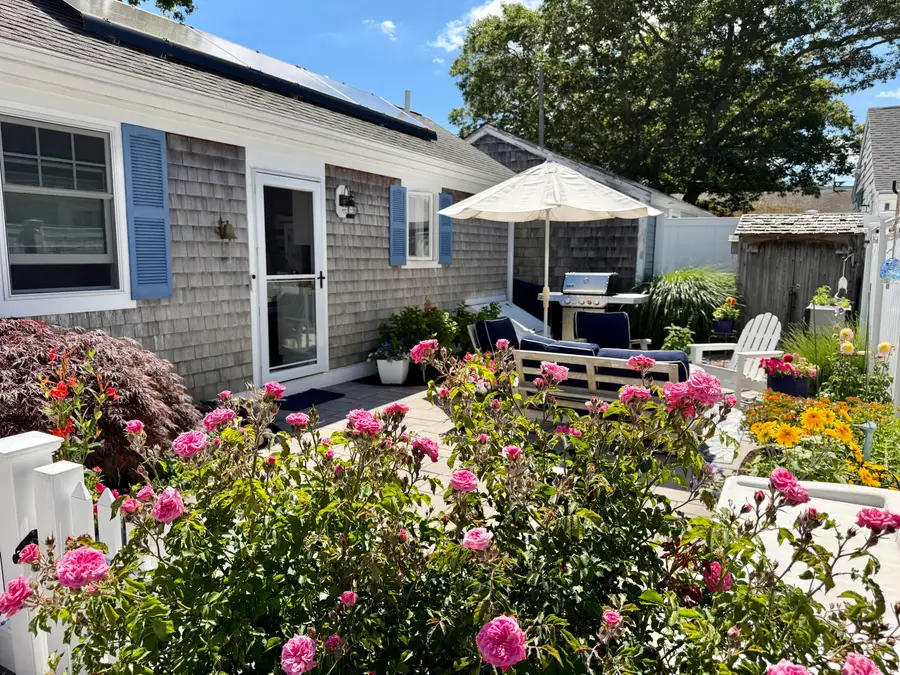 6 Pleasant Avenue, Harwich Port, MA 02646 - #2