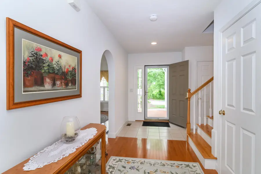 6 Hollyhock Knoll Court, Buzzards Bay, MA 02532 - #3
