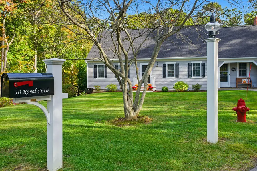 10 Royal Circle, Sandwich, MA 02563 - #2