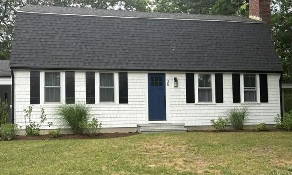 35 Stoney Cliff Road, Centerville, MA 02632