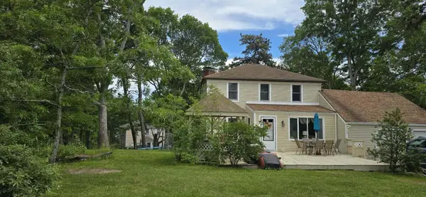 5 Whistler Lane, Dennis Port, MA 02639