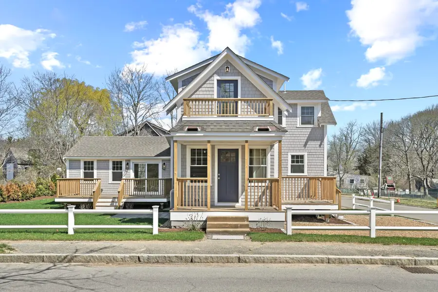33 Vineyard Avenue, Oak Bluffs, MA 02557 - #2
