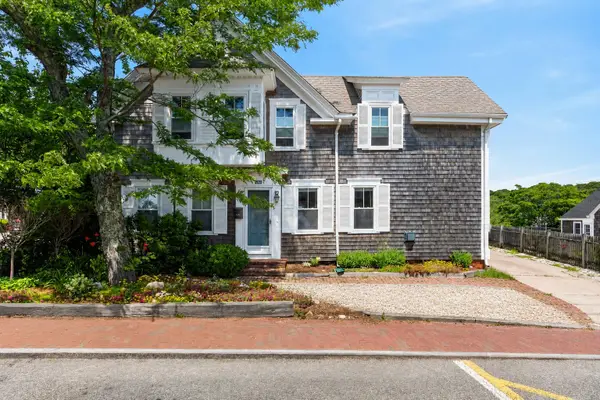 484 Commercial Street #Unit 3, Provincetown, MA 02657