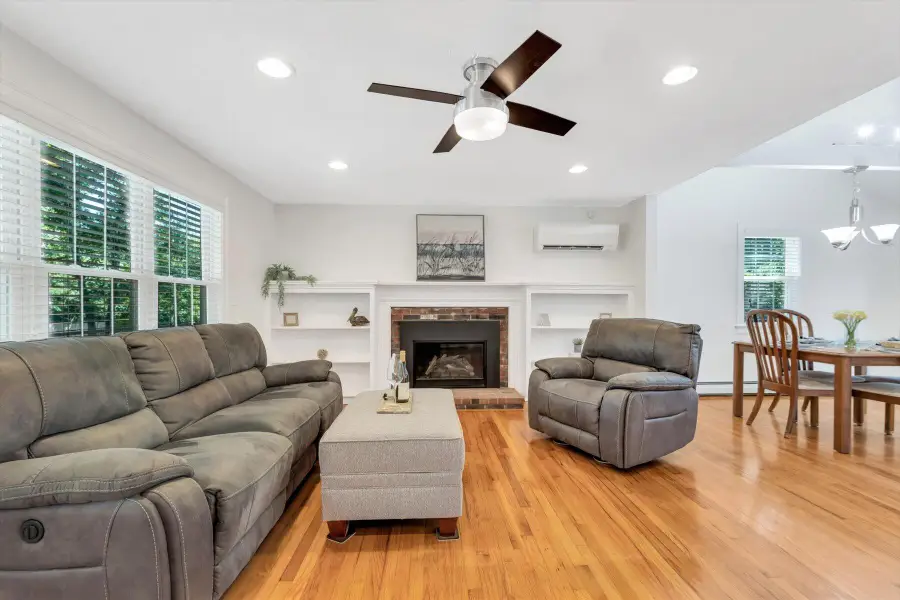 135 Scudder Avenue, Hyannis, MA 02601 - #3