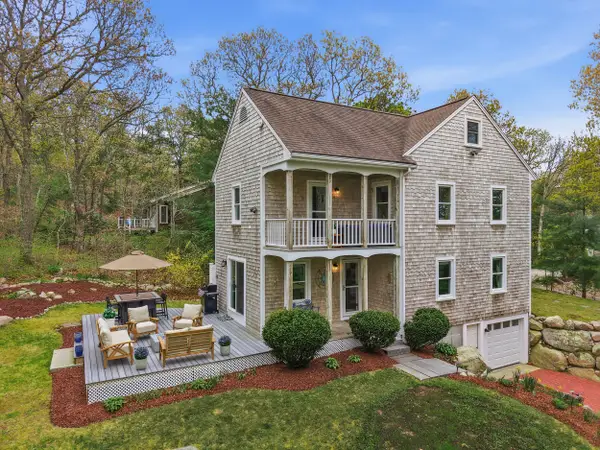 55 Ridgeview Drive, Falmouth, MA 02540