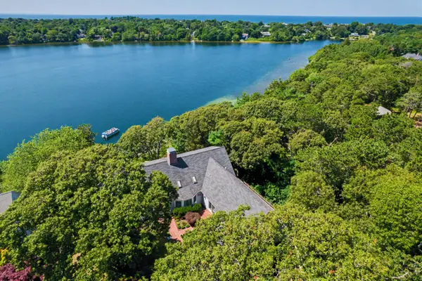 4 Maureens Way, Dennis, MA 02638