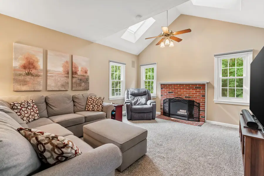73 Hillando Drive, Shrewsbury, MA 01545 - #2