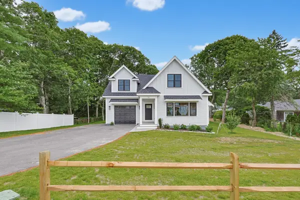 19 Puritan Road, Buzzards Bay, MA 02532