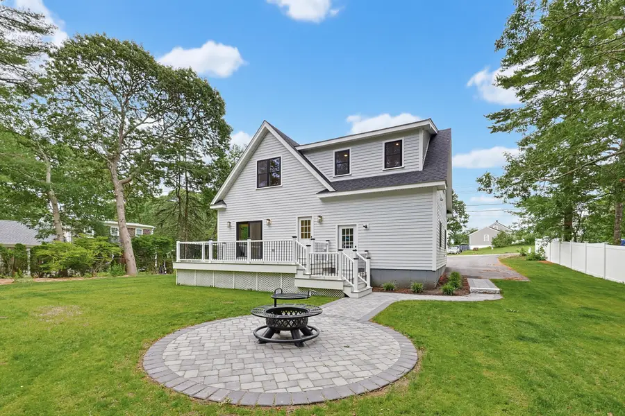 19 Puritan Road, Buzzards Bay, MA 02532 - #3