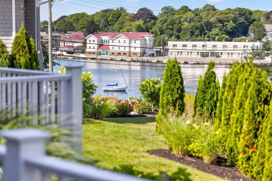 533 Woods Hole Road #UNIT B102, Woods Hole, MA 02543 - #2