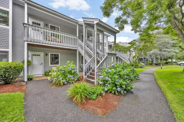 90 Eaton Lane #UNIT 90, Brewster, MA 02631