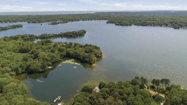34 Shirley Point Road, Centerville, MA 02632