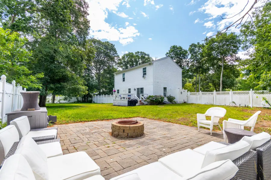 8 Hampden Road, Teaticket, MA 02536 - #3