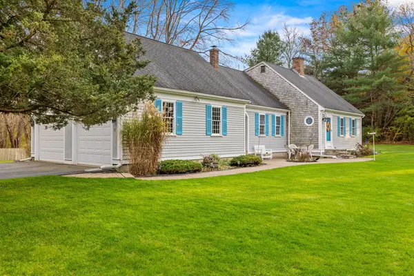 25 Indian Pond Road, Kingston, MA 02364