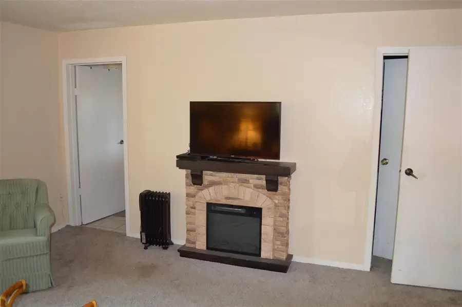 6337 Cerro Sierra, Greeley Hill, CA 95311 - #3