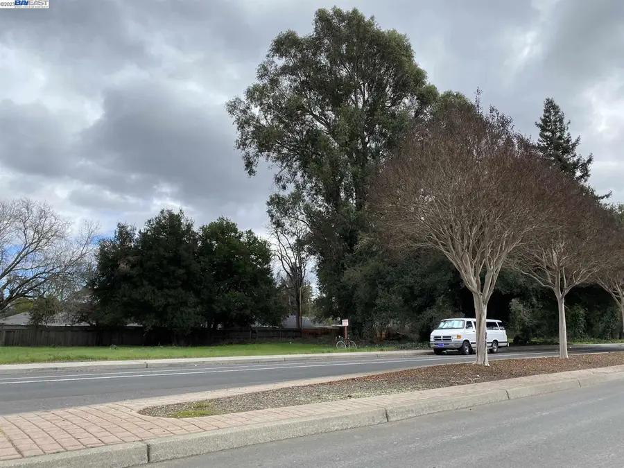 1698 D Street, Napa, CA 94559 - #2