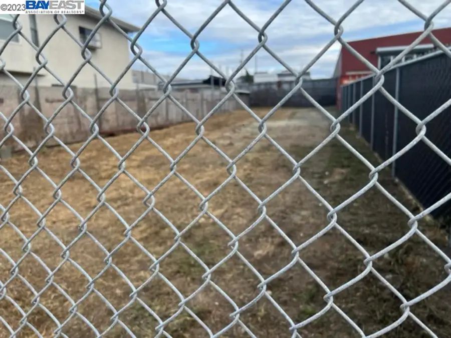 Magnolia St, Oakland, CA 94608 - #3