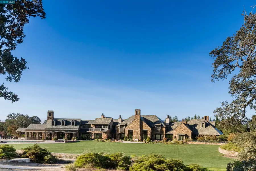 7 Country Oak Ln, Alamo, CA 94507 - Image #2