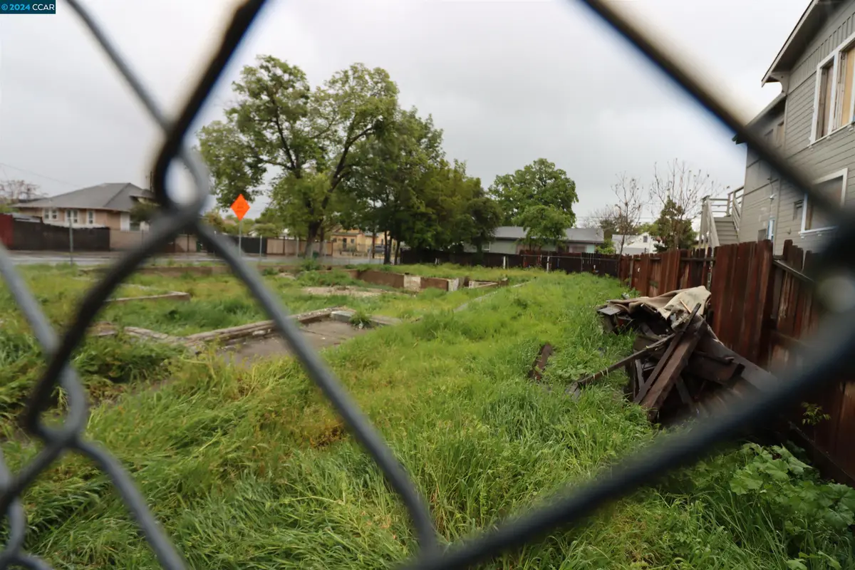 1602 Sutter St, Stockton, CA 95206 - #1