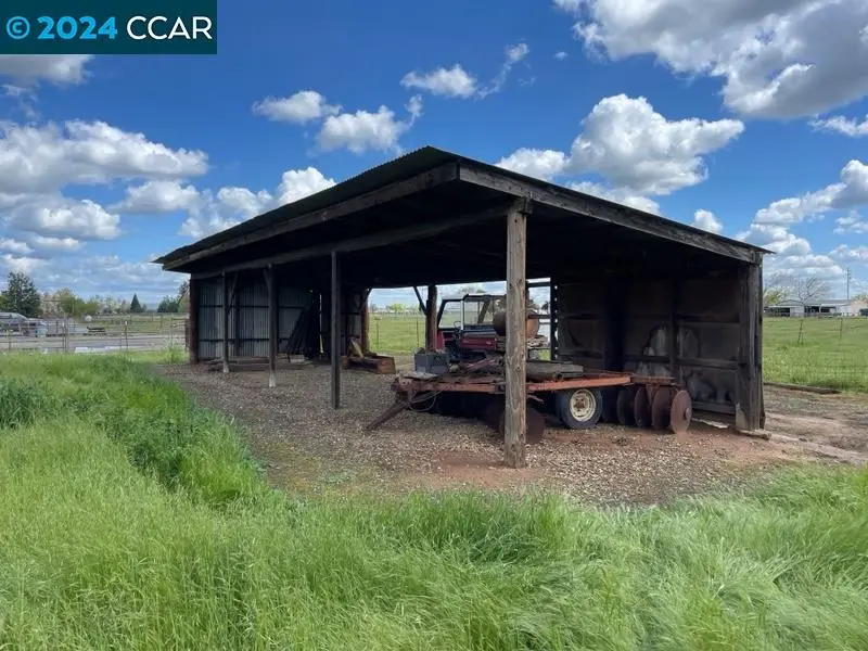 8999 Pettyjohn Rd, Red Bluff, CA 96080 - #2