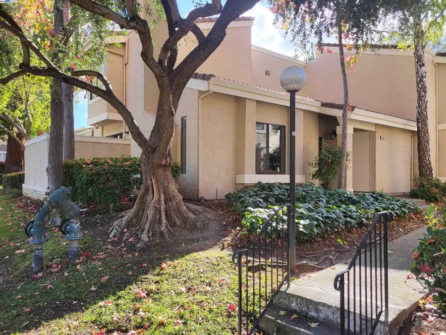 665 Palomino Dr  #D, Pleasanton, CA 94566 - Image #2